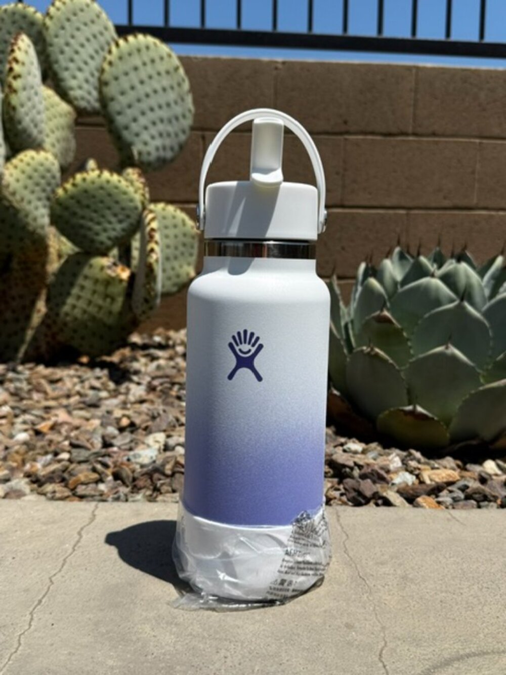 32 oz Wide Mouth with Flex Straw Cap White/Lupine Ombre with boot